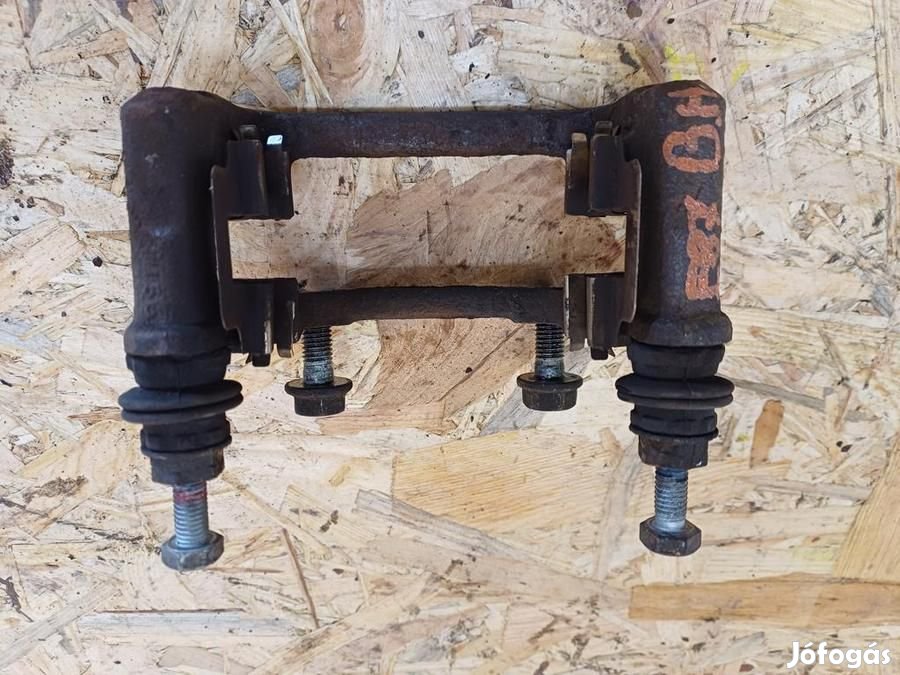 BMW 1 E81 E82  E87 (2005-2011) Bal Hátsó Féknyereg Tartó