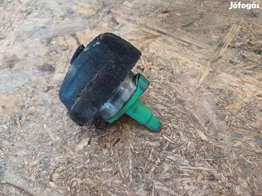 BMW 1 E81 E82  E87 (2005-2011) Benzines Tanksapka