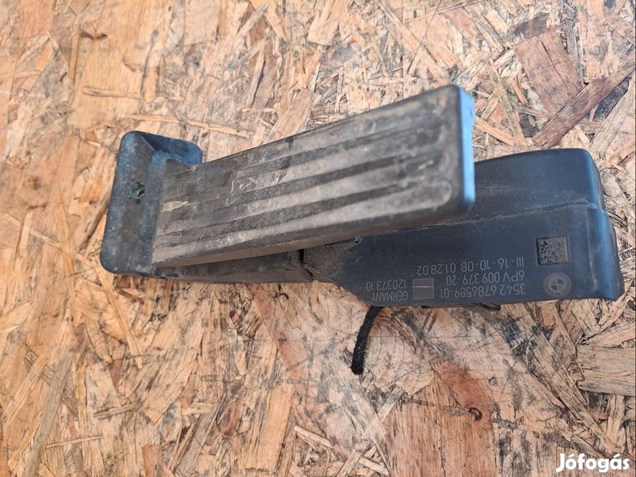 BMW 1 E81 E82 E87 2005-2011 Gázpedál