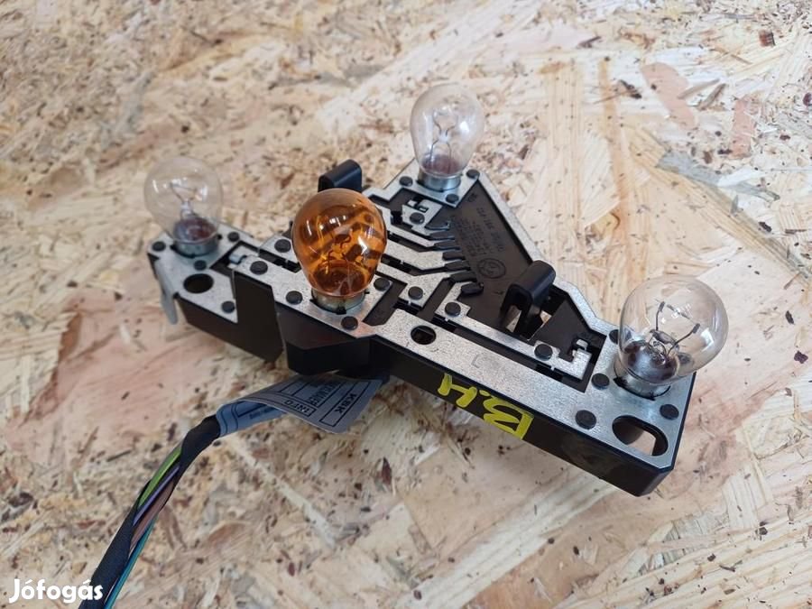 BMW 1 E87 (2005-2011) Bal  Hátsó Lámpa Foglalat