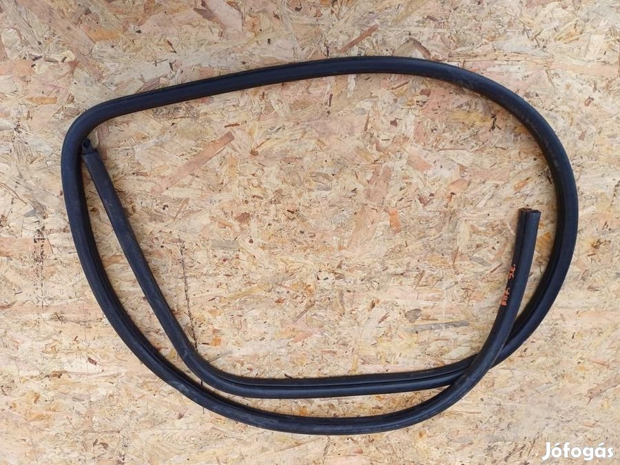 BMW 1 E87 2005-2011 Jobb Első Ajtókéder Gumi