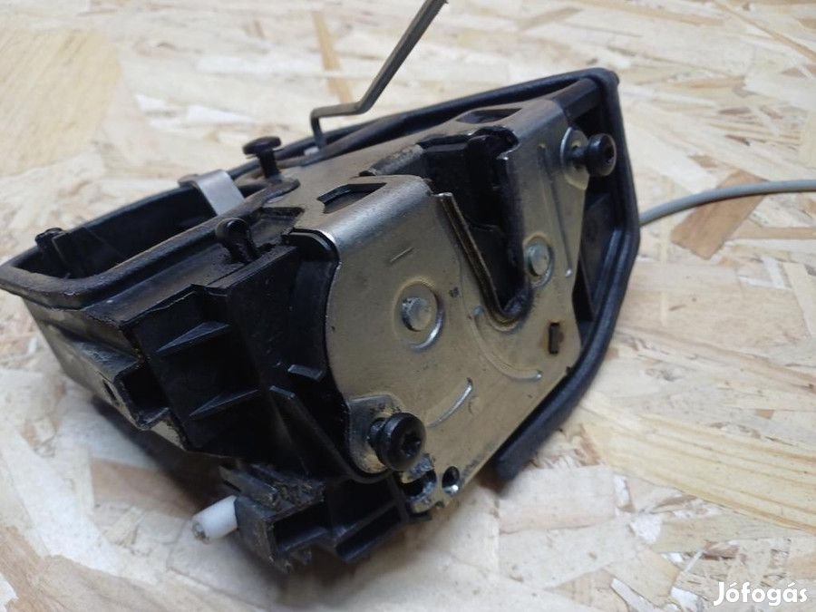 BMW 1 E87 2005-2011 Jobb Hátsó Ajtó Központizár