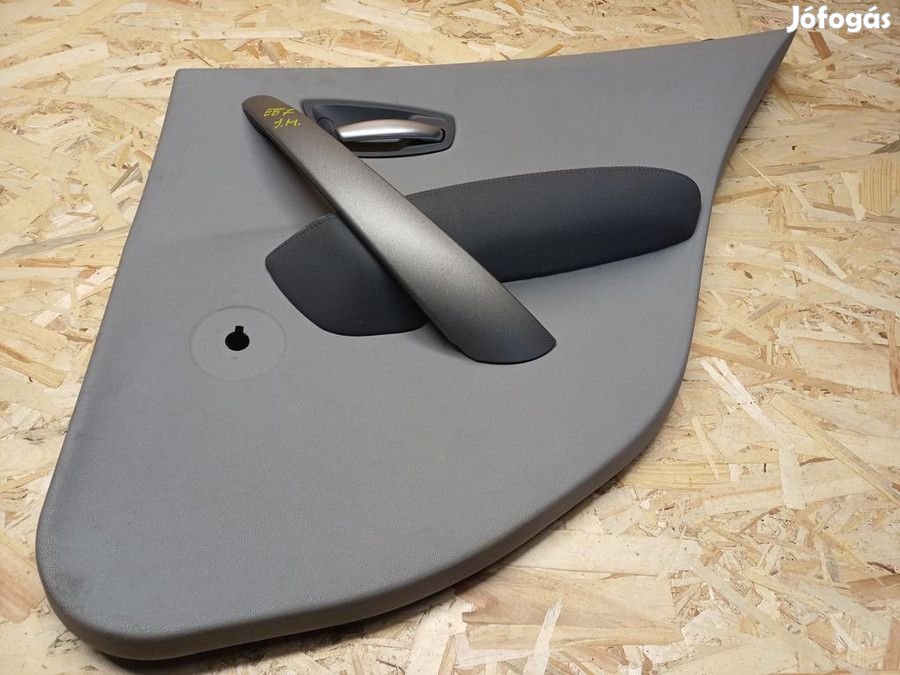 BMW 1 E87 2005-2011 Jobb Hátsó Ajtókárpit