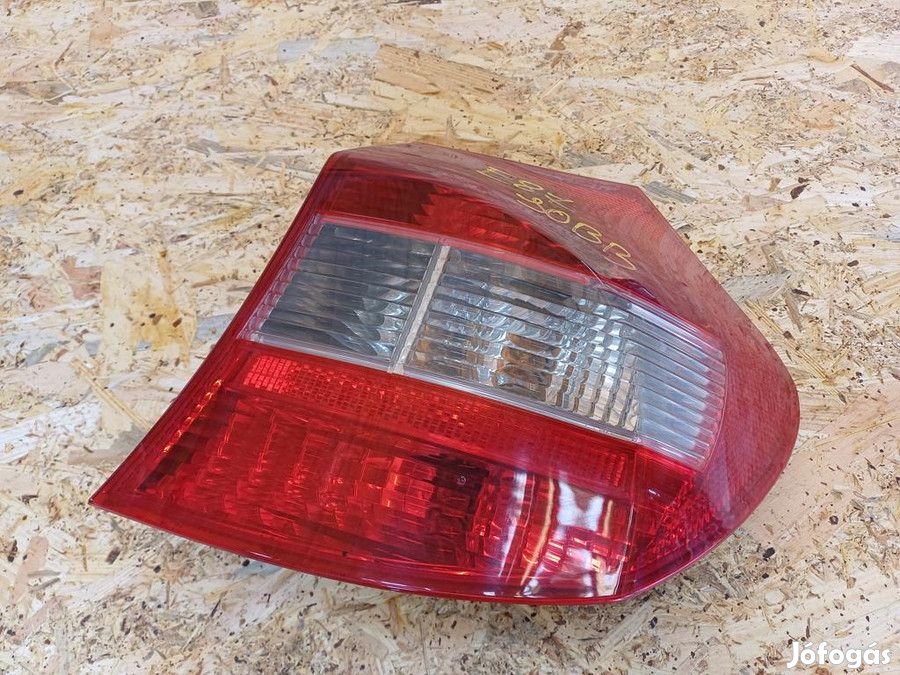 BMW 1 E87 2005-2011 Jobb Hátsó Lámpa