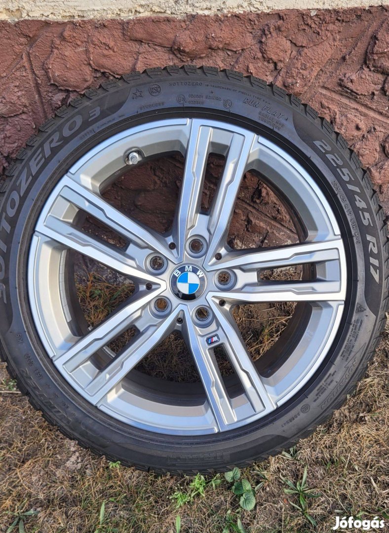 BMW 1 F40 2 F44 17" alufelnik téligumikkal, Styling 550M