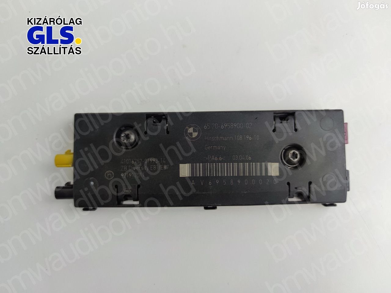 BMW 1 (E81) Antenna erősítő (6958900, 65206958900, 65209204421)