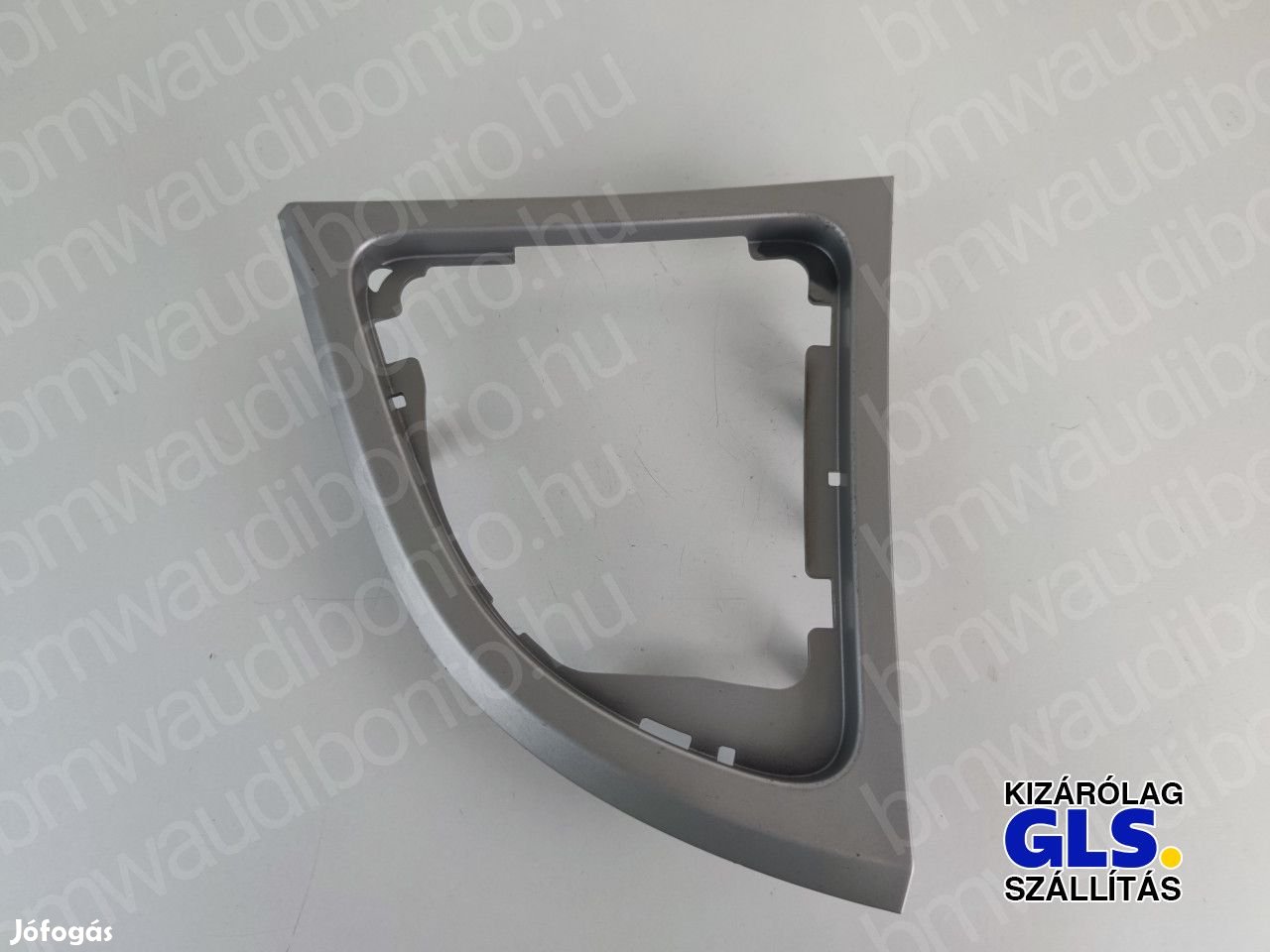 BMW 1 (E81) Sebességváltó körüli dekor burkolat (7129143, 51167129143)