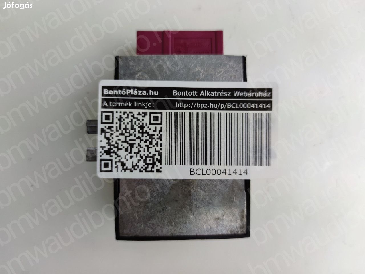 BMW 1 (F20) 118 d Üzemanyagszivattyú relé (7240389, 16147240389)