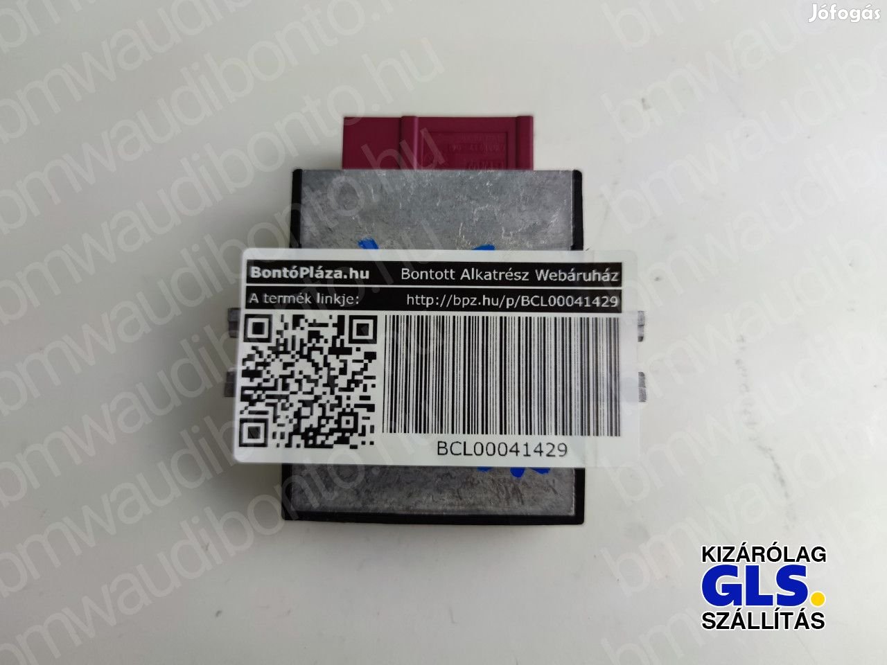BMW 1 (F20) 118 d Üzemanyagszivattyú relé (7426095, 16147426095)