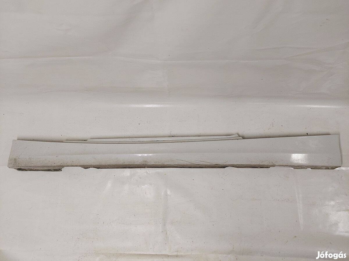 BMW 1 e81 e87 bal küszöb takaró burkolat