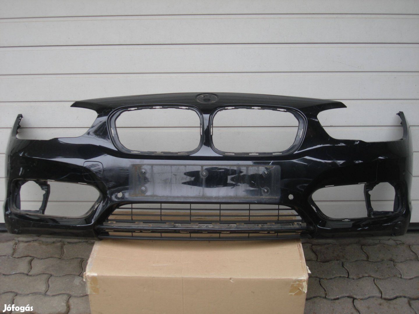 BMW 1-es F20 F21 LCI radaros első lökhárító 7371736 2015-től