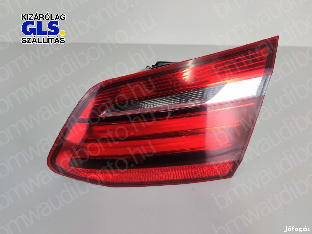 BMW 2 Active Tourer (F45) Jobb belső hátsó lámpa (7311042,