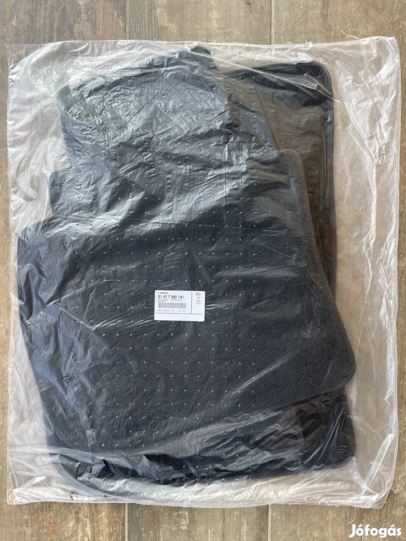 BMW 2 (U06), X1 (U11), X2 (U10), Mini Countryman (U25) gyári szőnyeg