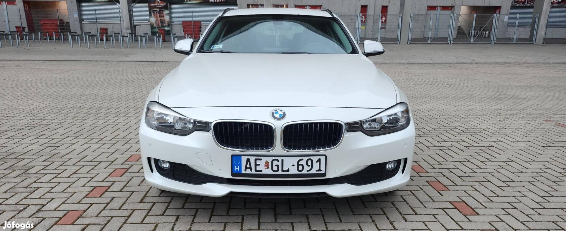 BMW 316d Touring 1.5év vizsga.Gyöngyház Fehér