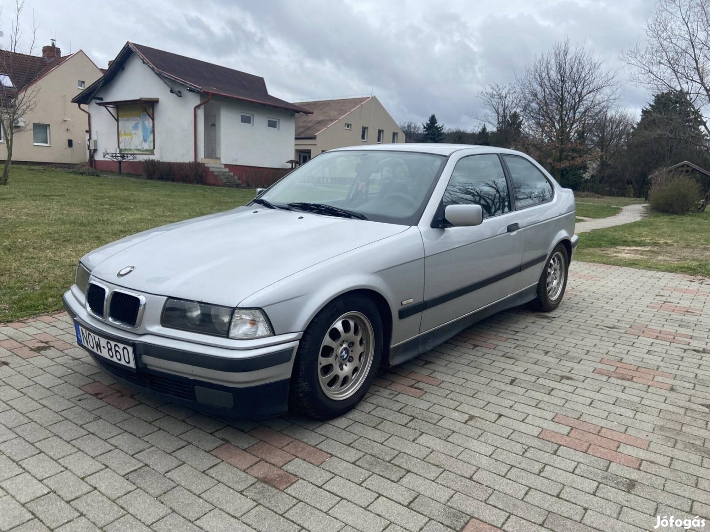 BMW 316i Compact