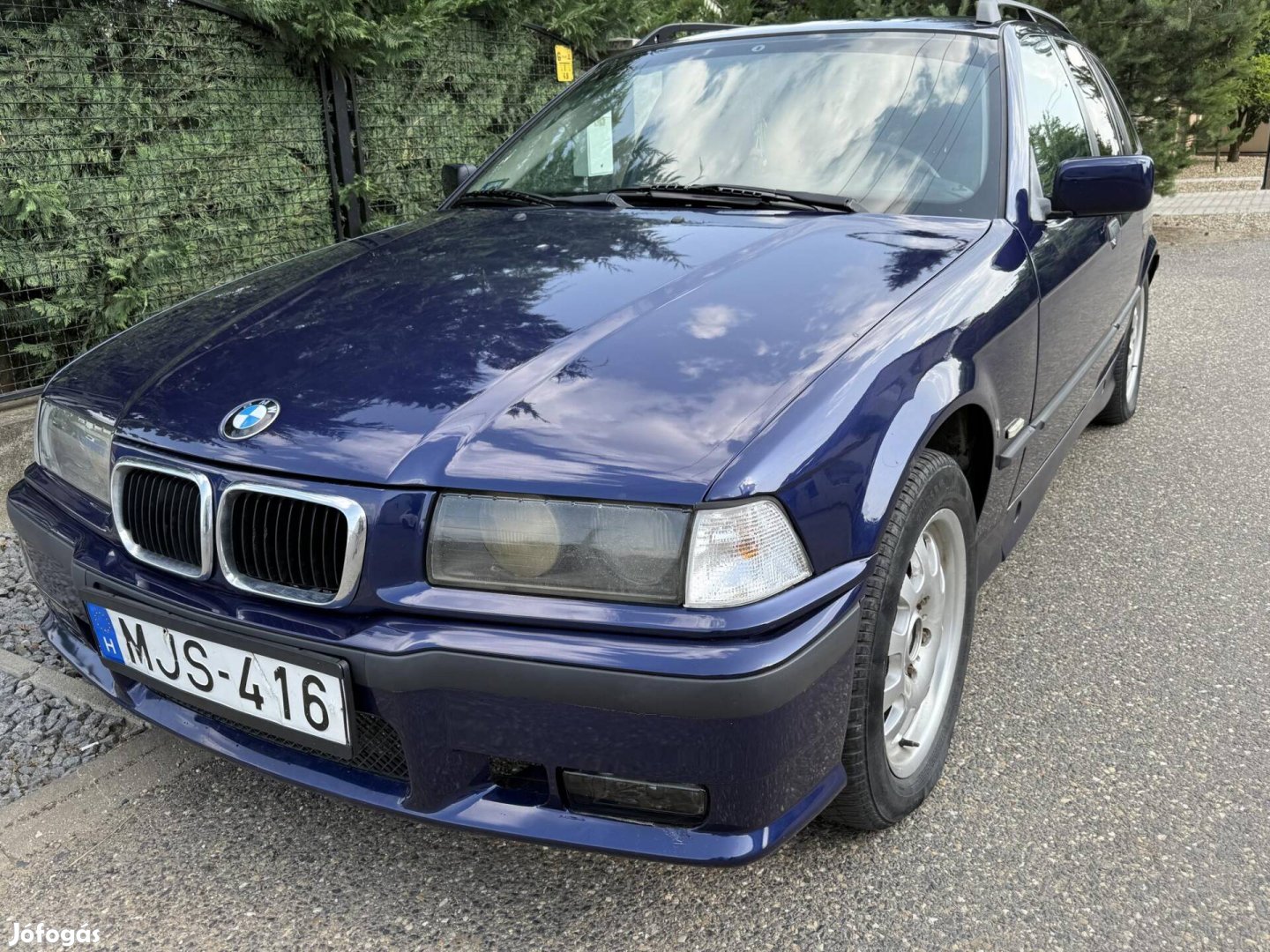 BMW 316i.......
