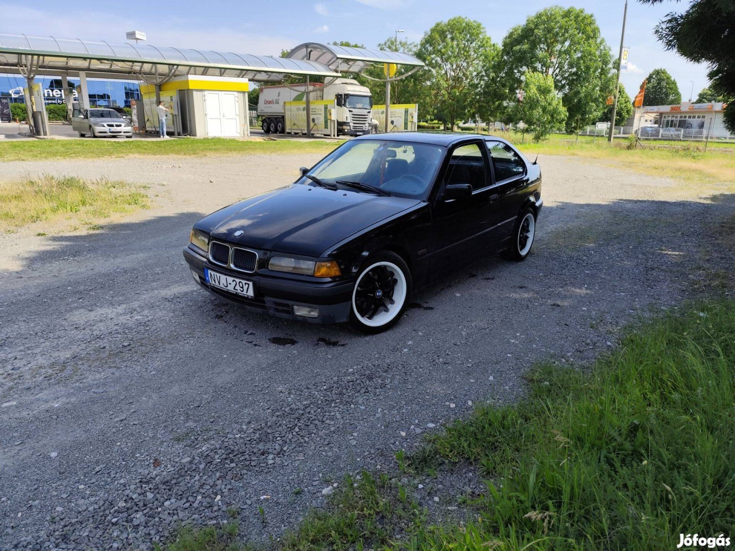 BMW 316i compact