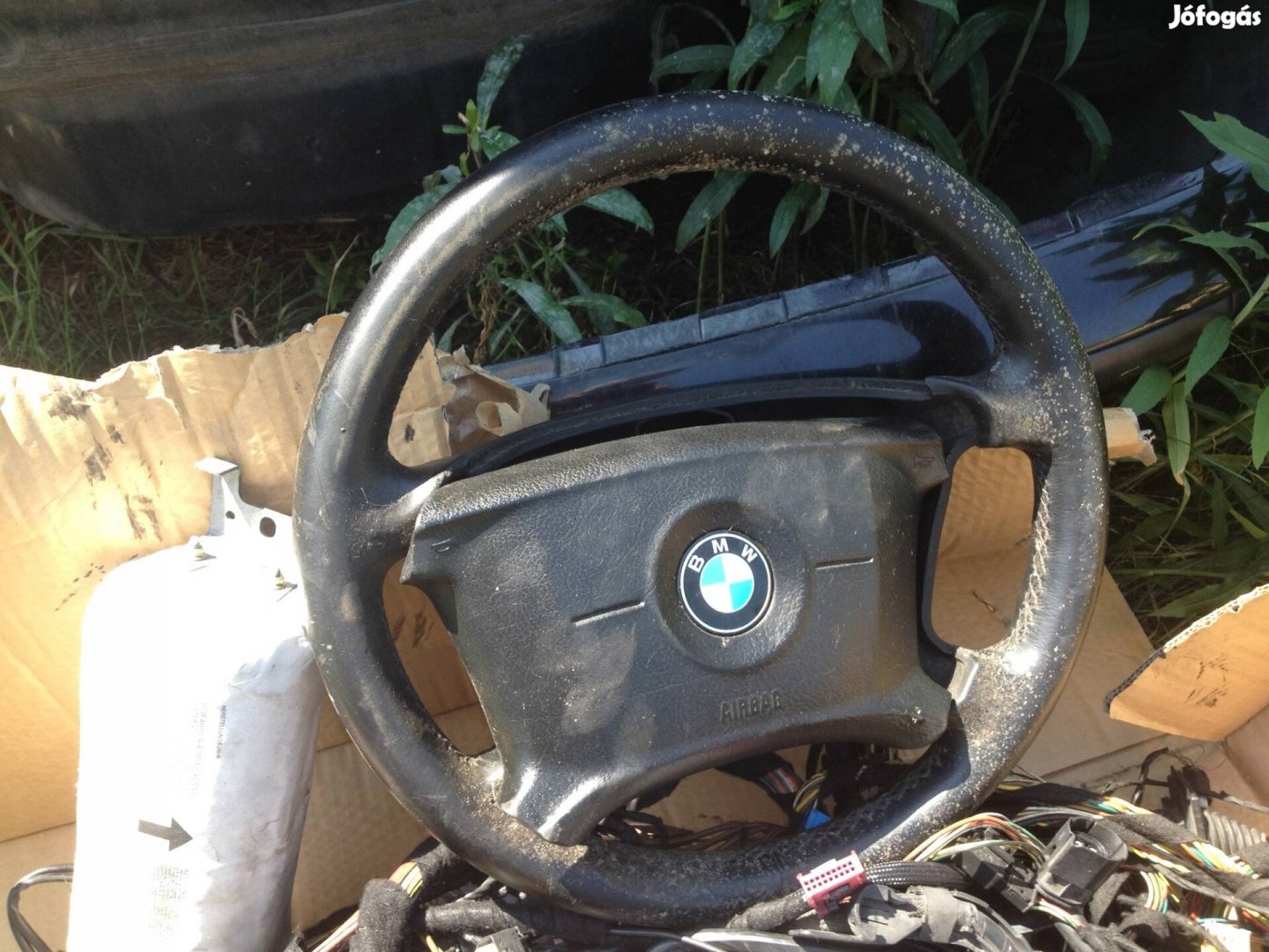 BMW 318 d E 46 tip 2001 évj Bontott alkatrészek  Karosszéria