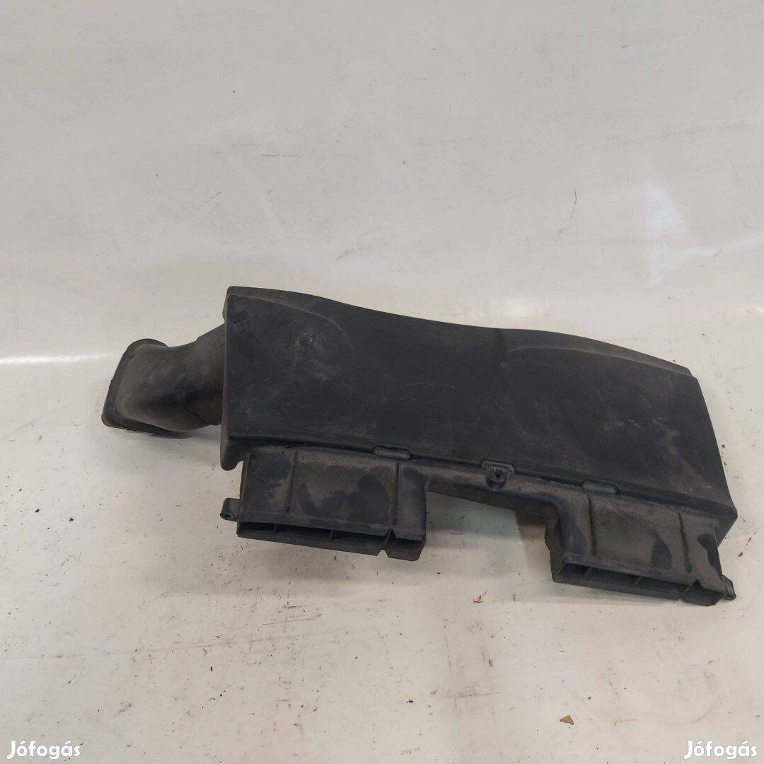 BMW 318d 320d e90 e91 n47 motor légbeömlő levegő cső zárhíd homlokfal
