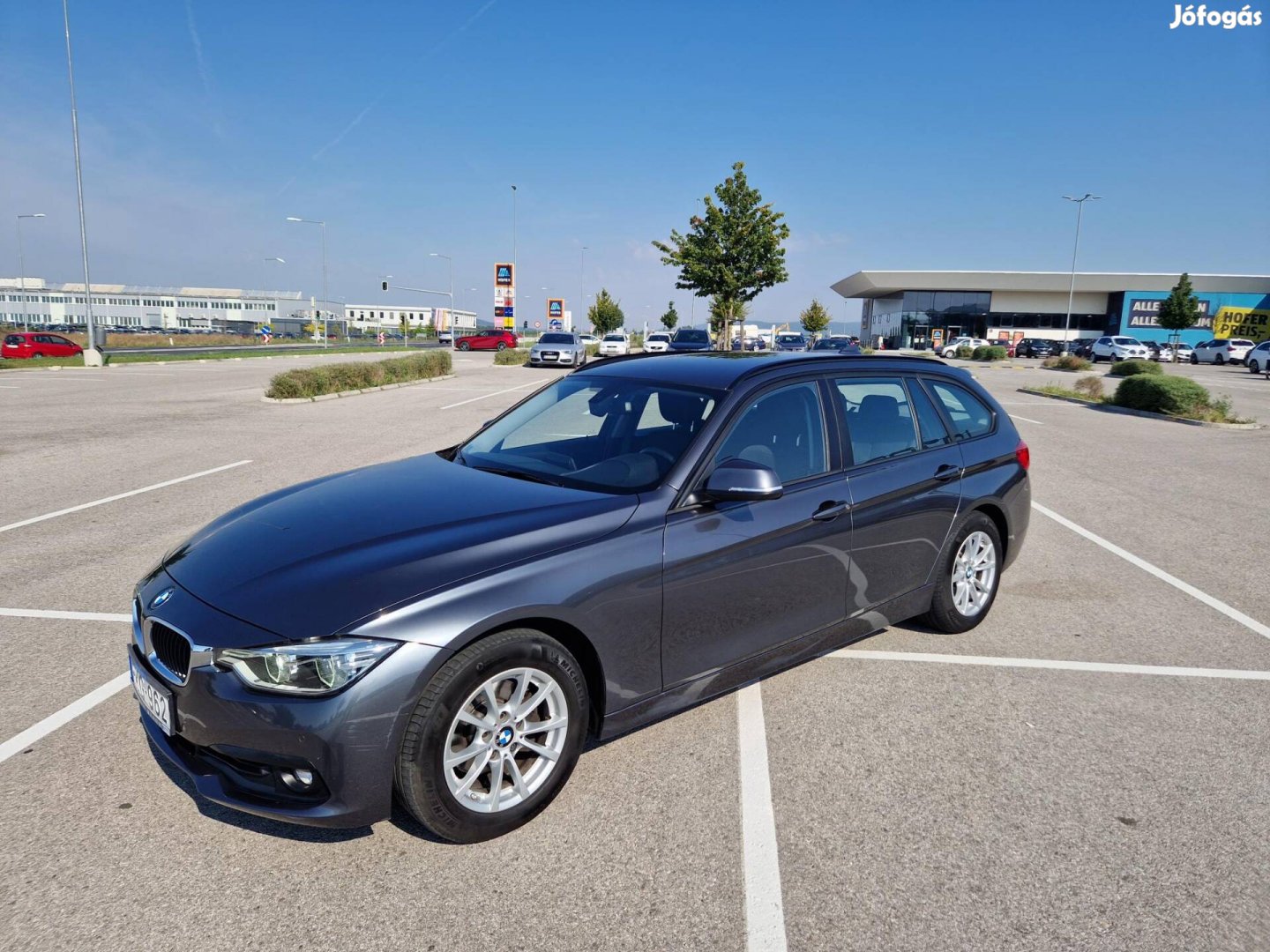 BMW 318d Advantage (Automata) Touring (ÁFA-s ár)