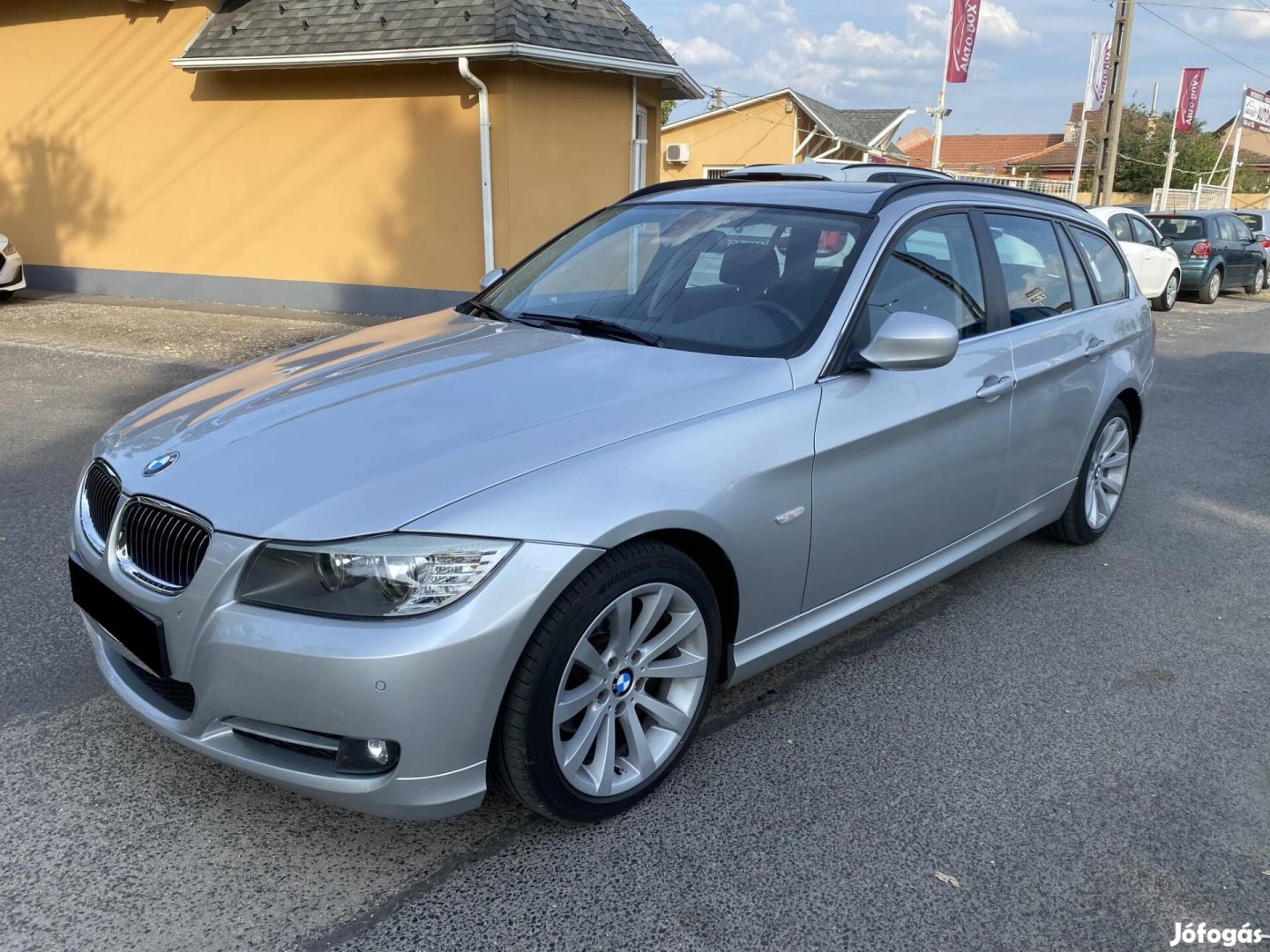 BMW 318i Touring Garanciával! Napfénytetővel!