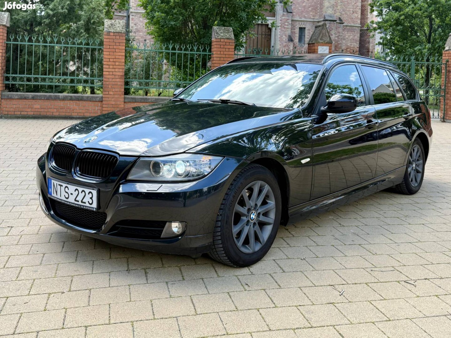 BMW 318i Touring (Automata) Panoráma Tető//Navi...