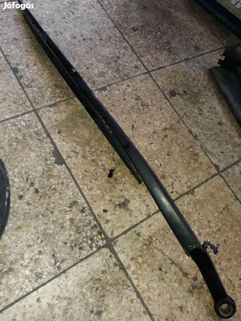 BMW 320D E46 Bal Első Ablaktörlő Kar