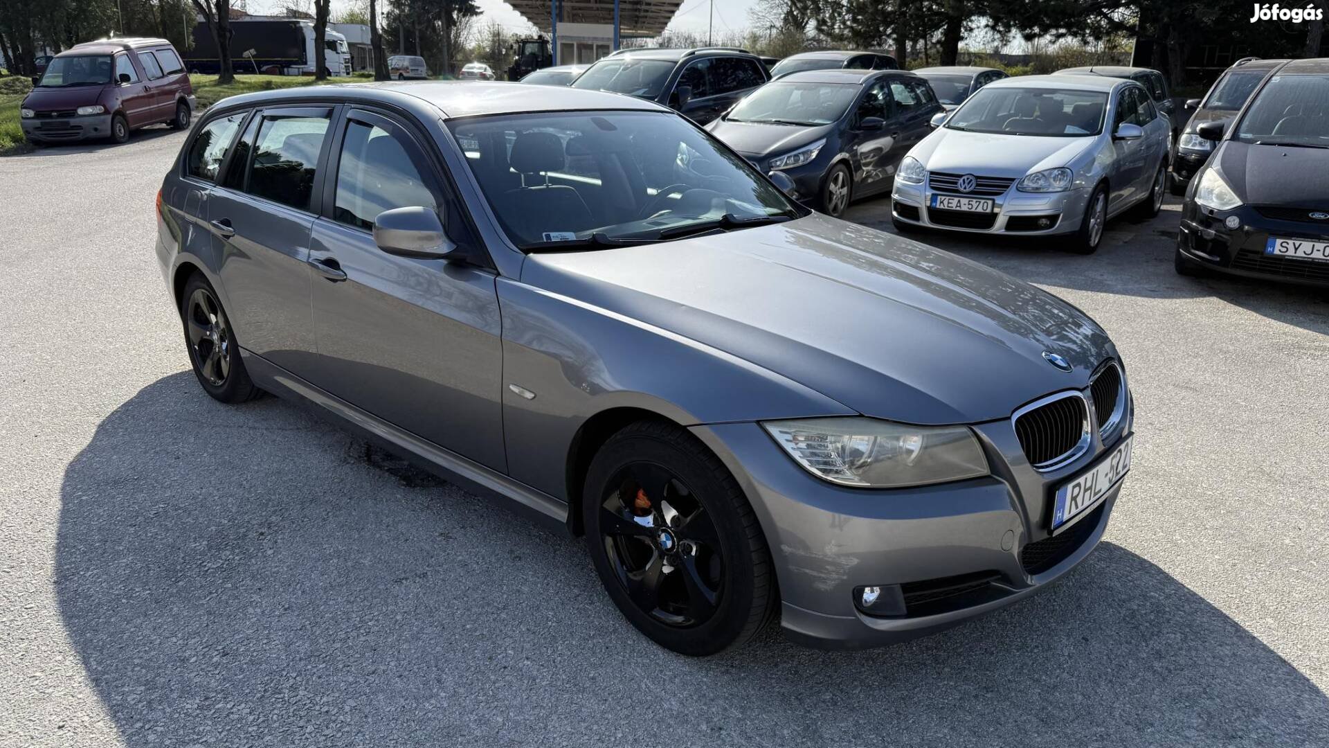 BMW 320i Touring Alkalmi Vétel. Kevés Km