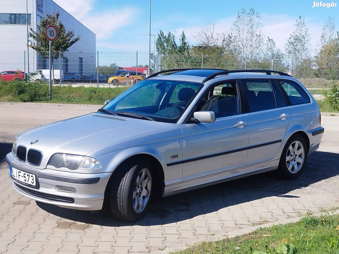 BMW 320i Touring (Automata)