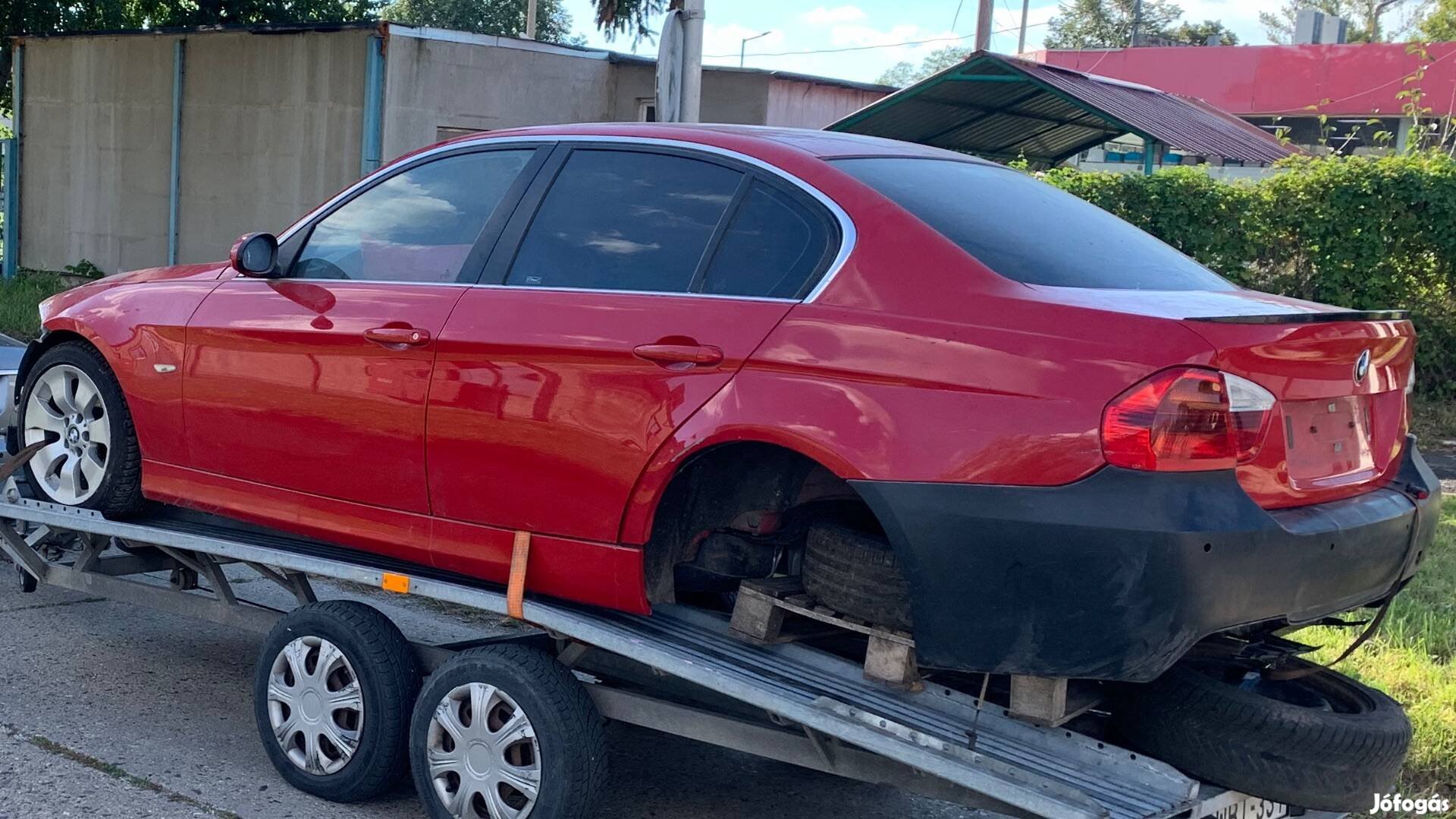BMW 325i (E90, E91, E92) bontott alkatrészei