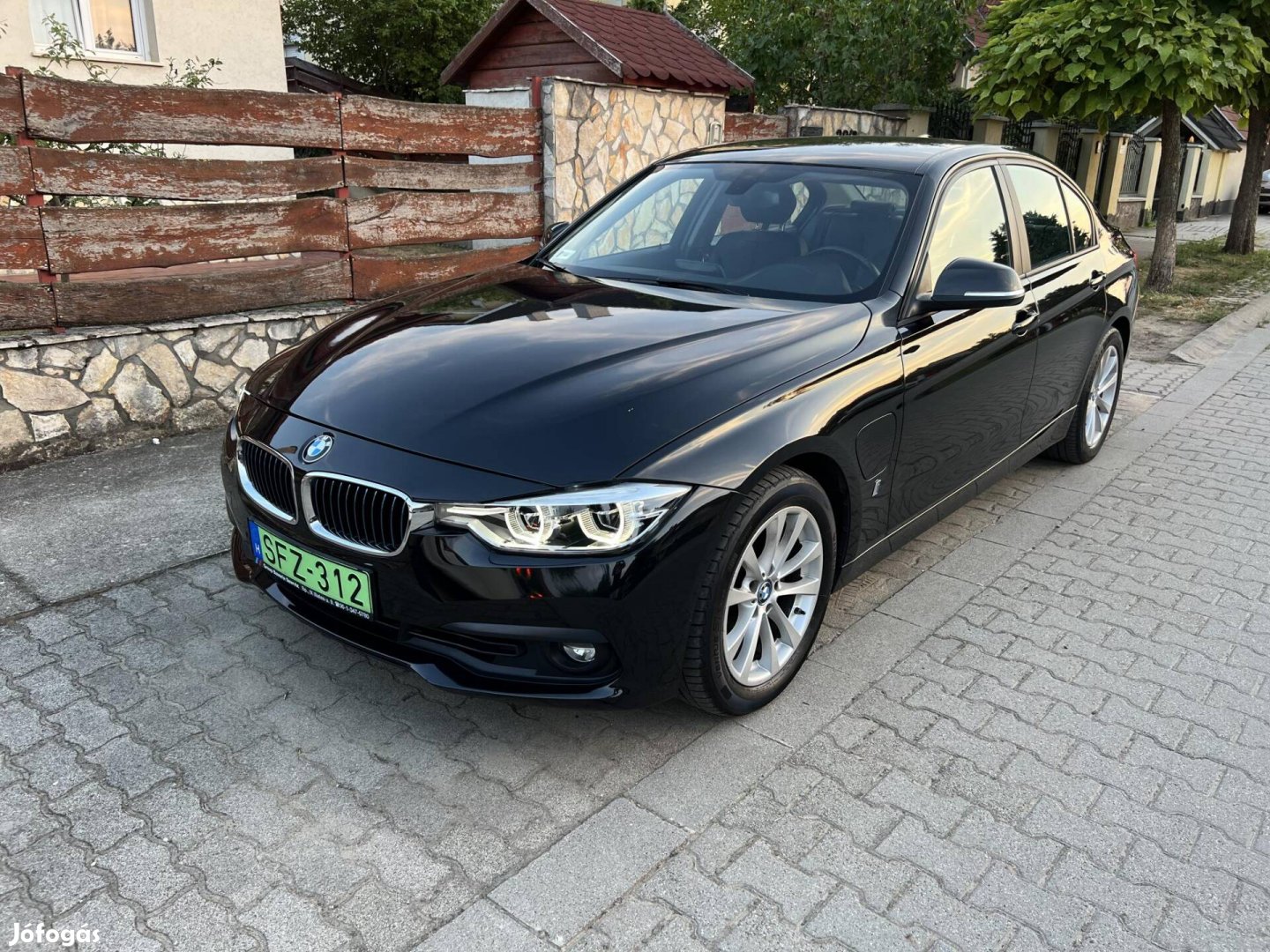 BMW 330e iperformance (Automata) Végig Szervize...