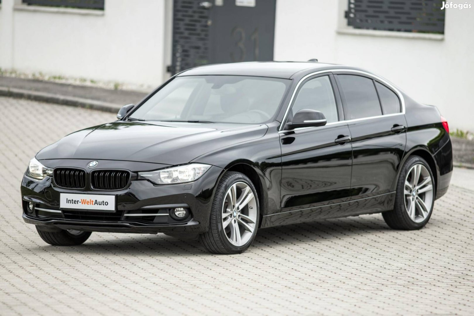 BMW 330i (Automata) Megkimélt