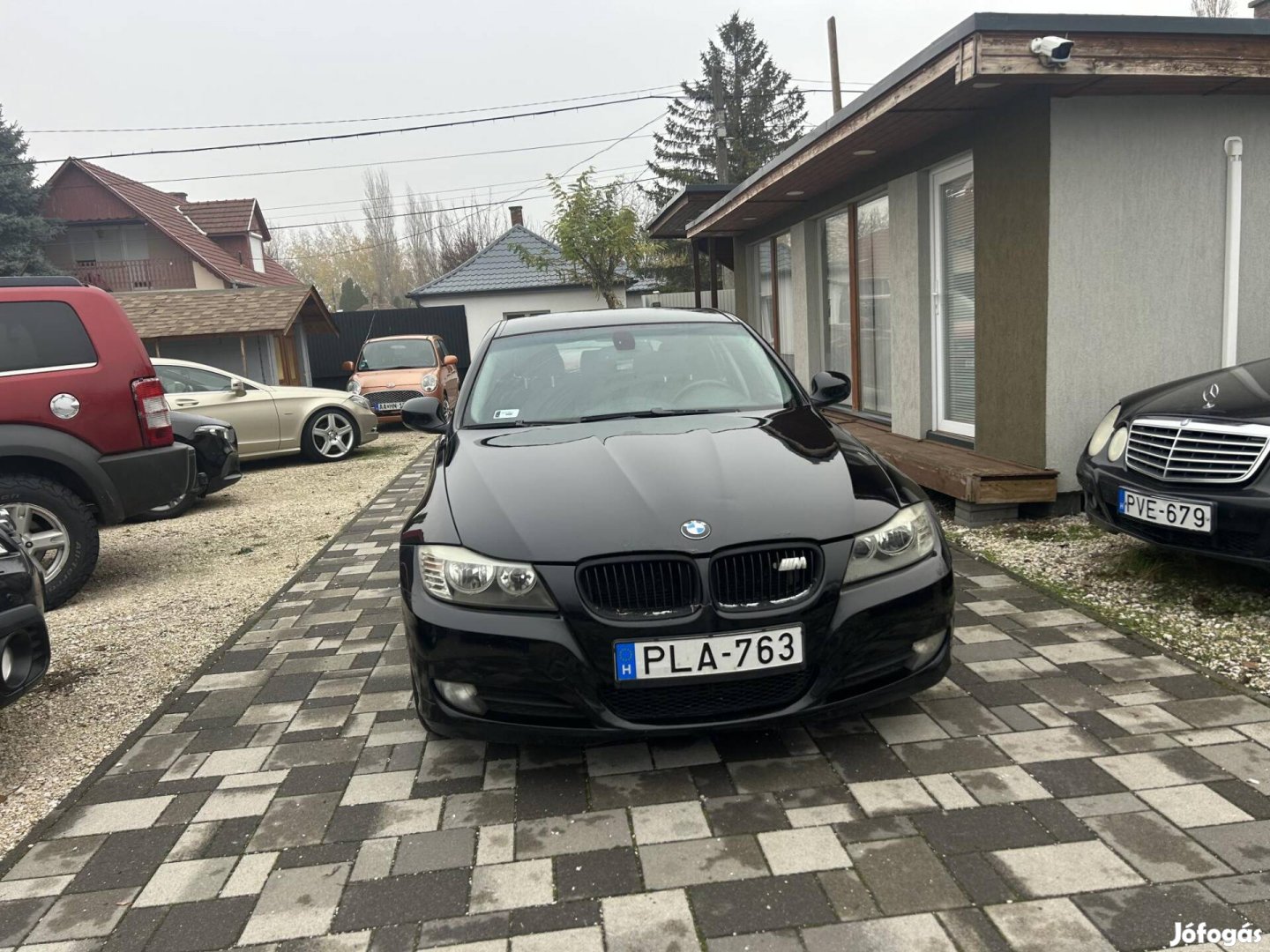 BMW 3-AS Sorozat 318d Touring