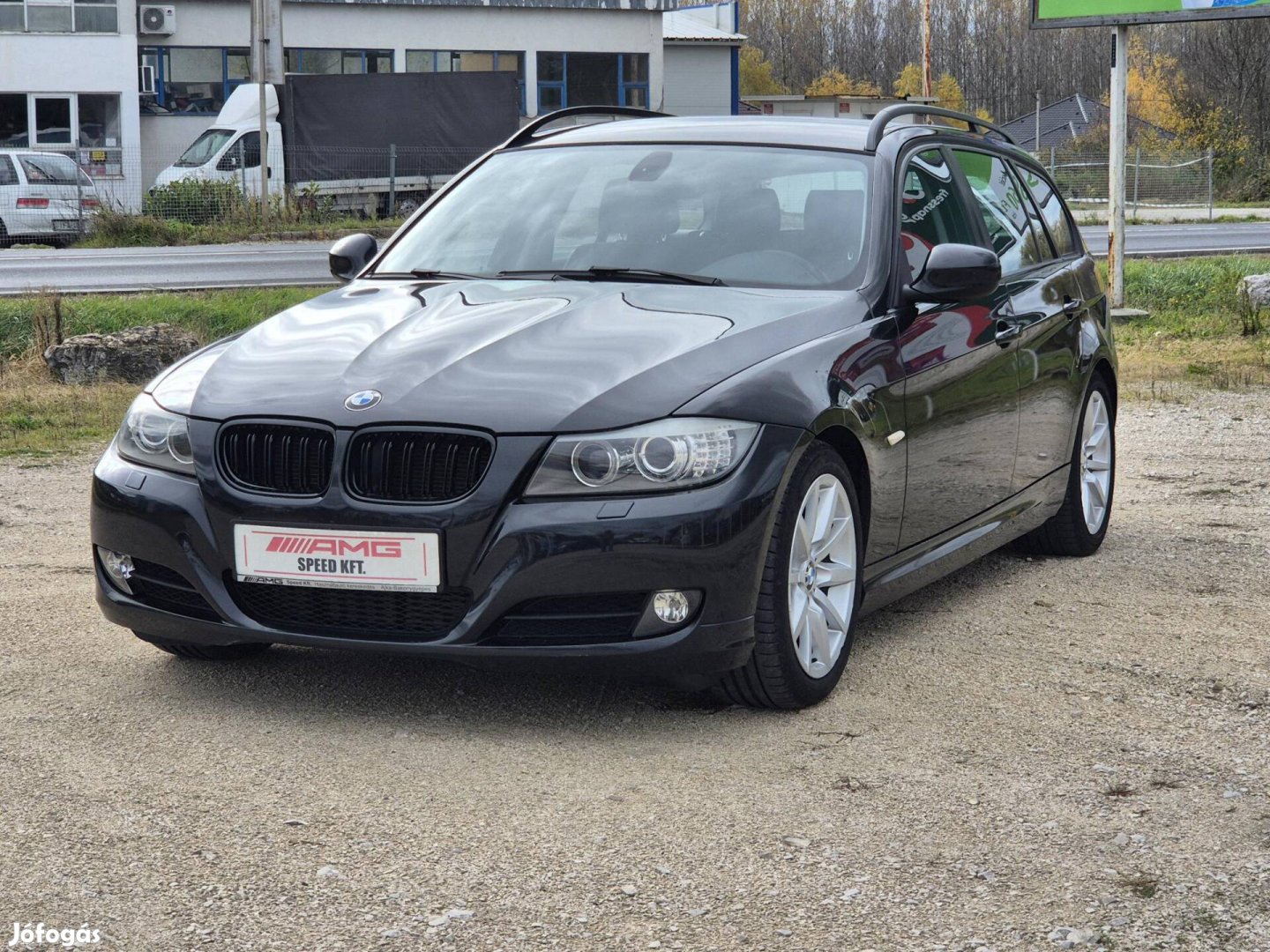 BMW 3-AS Sorozat 318d Touring Friss műszaki!