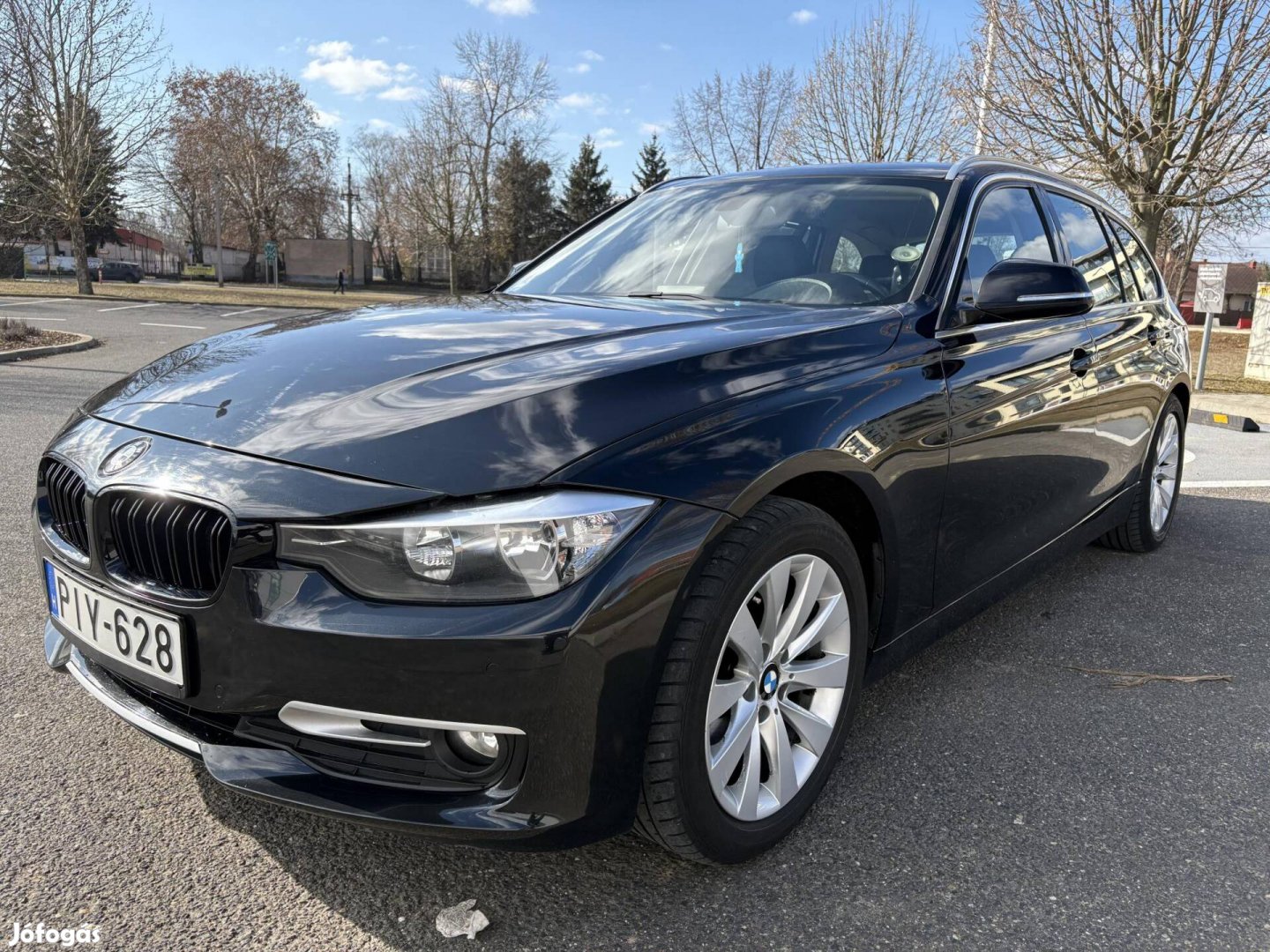 BMW 3-AS Sorozat 318d Touring (Automata) modern...