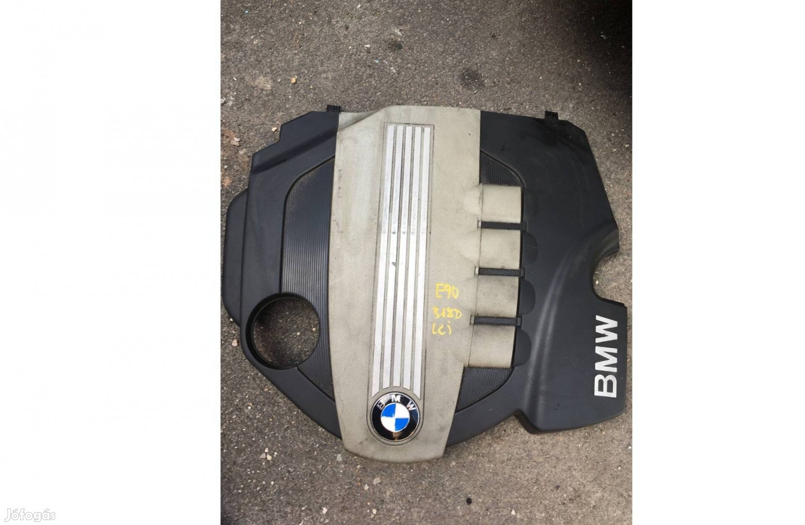 BMW 3-AS Sorozat E90 318;320D motorburkolat