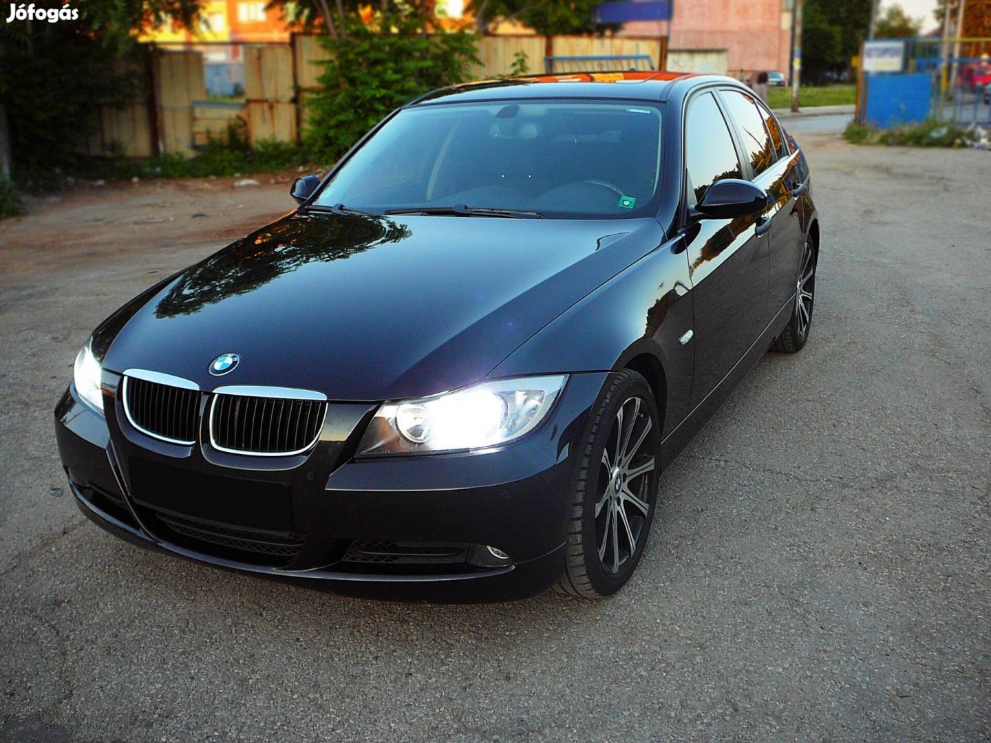 BMW 3-AS Sorozat E90 318i Bontott alkatrészei