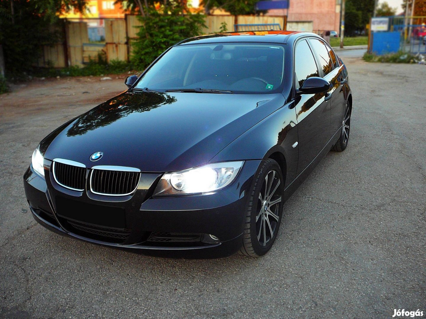 BMW 3-AS Sorozat E90 318i Bontott alkatrészei