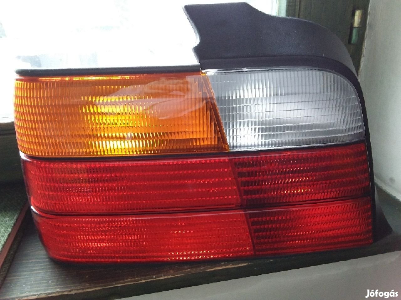 BMW 3 E36 Bal Hátsó Lámpa