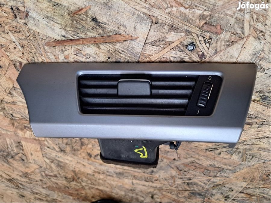 BMW 3 E9091 2007-2013 Bal Szellőzőrács