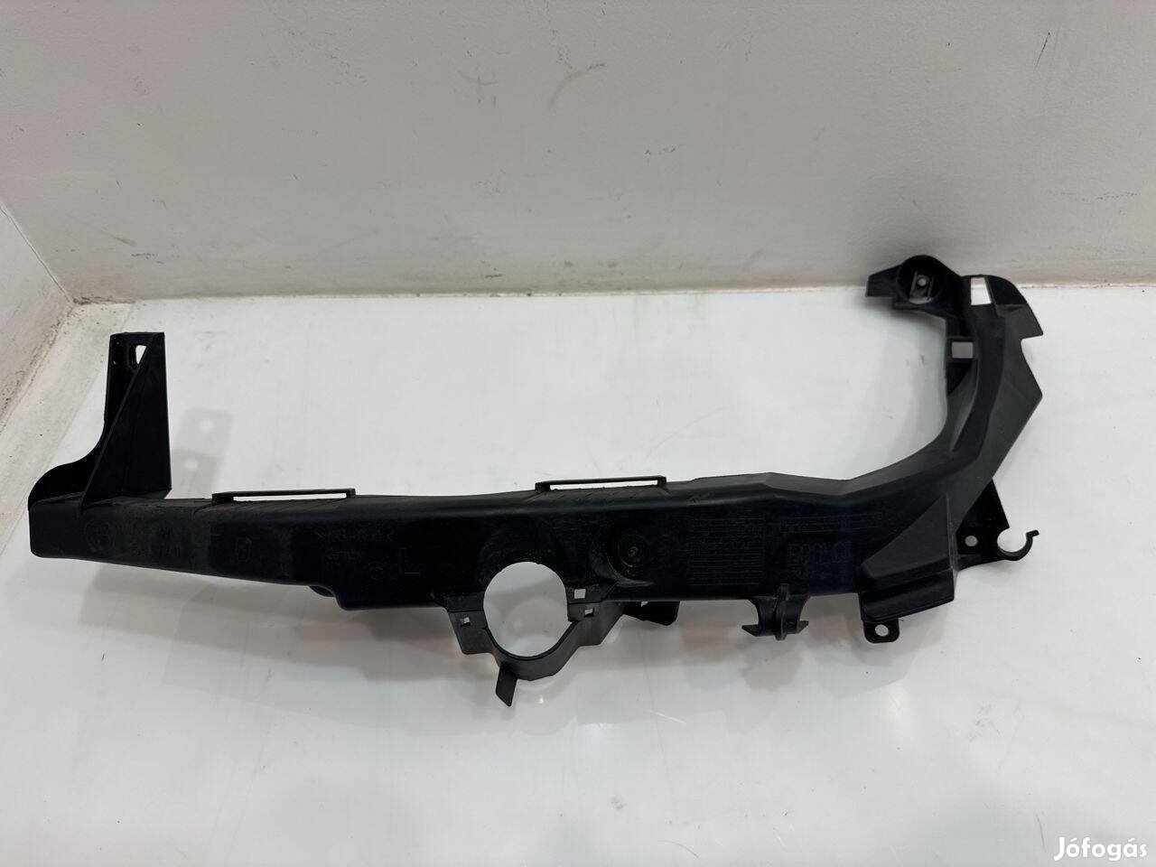BMW 3 E90 Bal Fényszóró Tartó