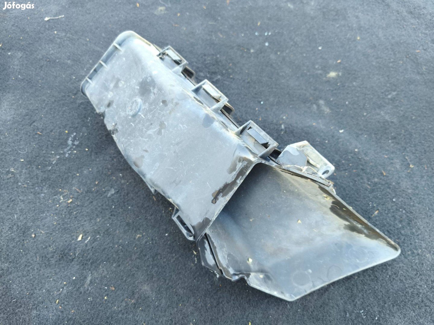 BMW 3 E90 E91 bal első fék hűtő cső