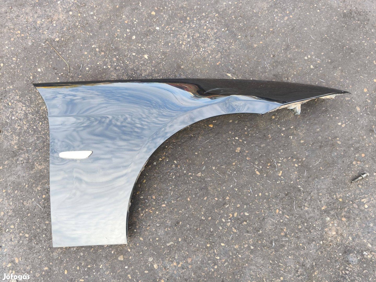 BMW 3 E90 E91 jobb első sárvédő
