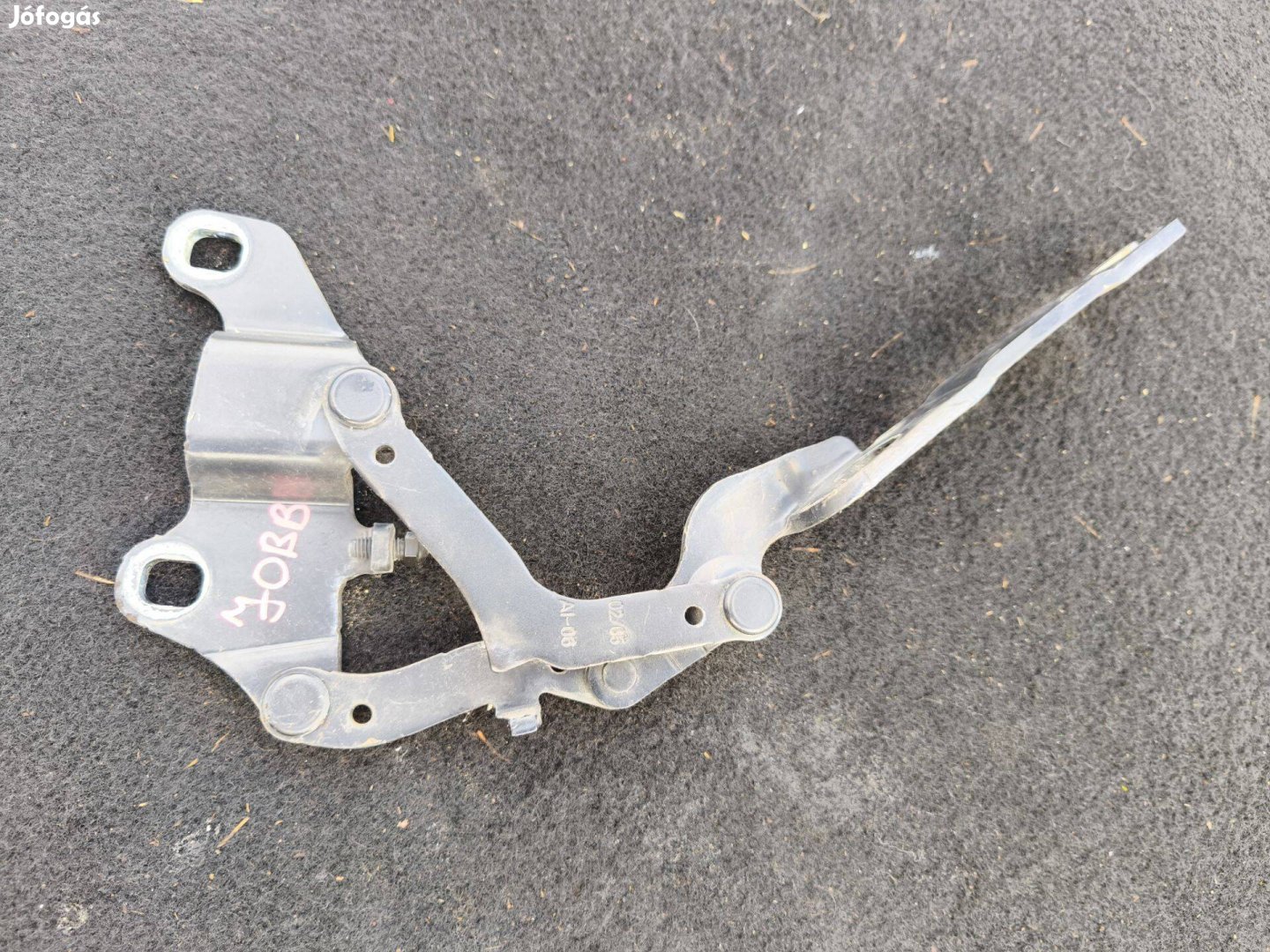 BMW 3 E90 E91 jobb oldali motorháztető gépháztető zsanér