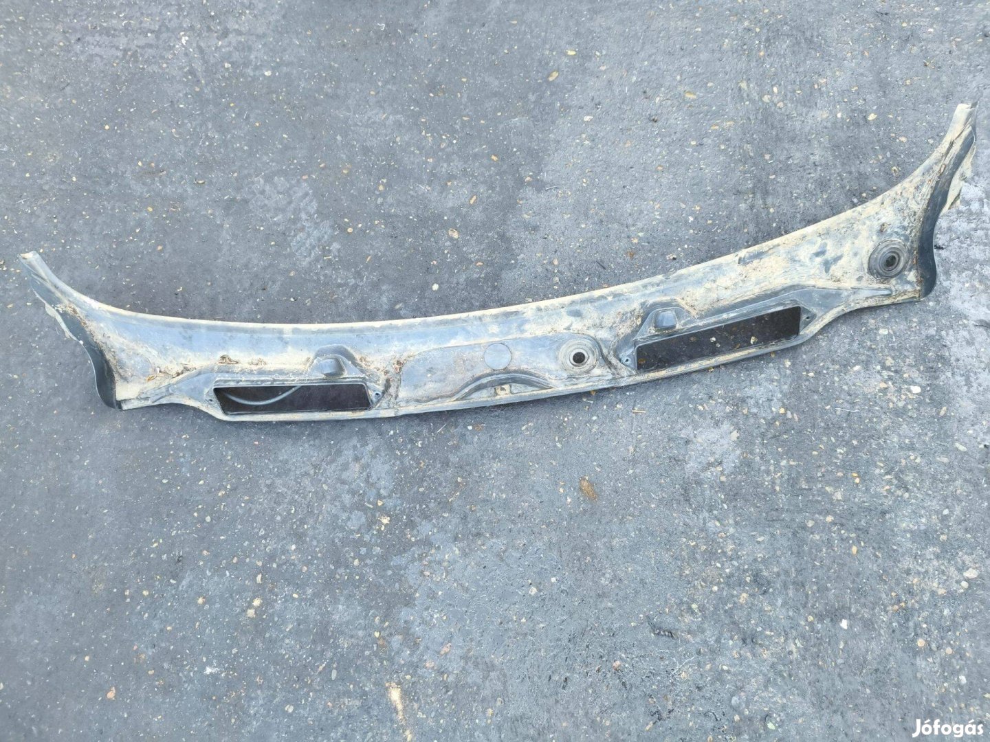 BMW 3 E90 E91 levélrács