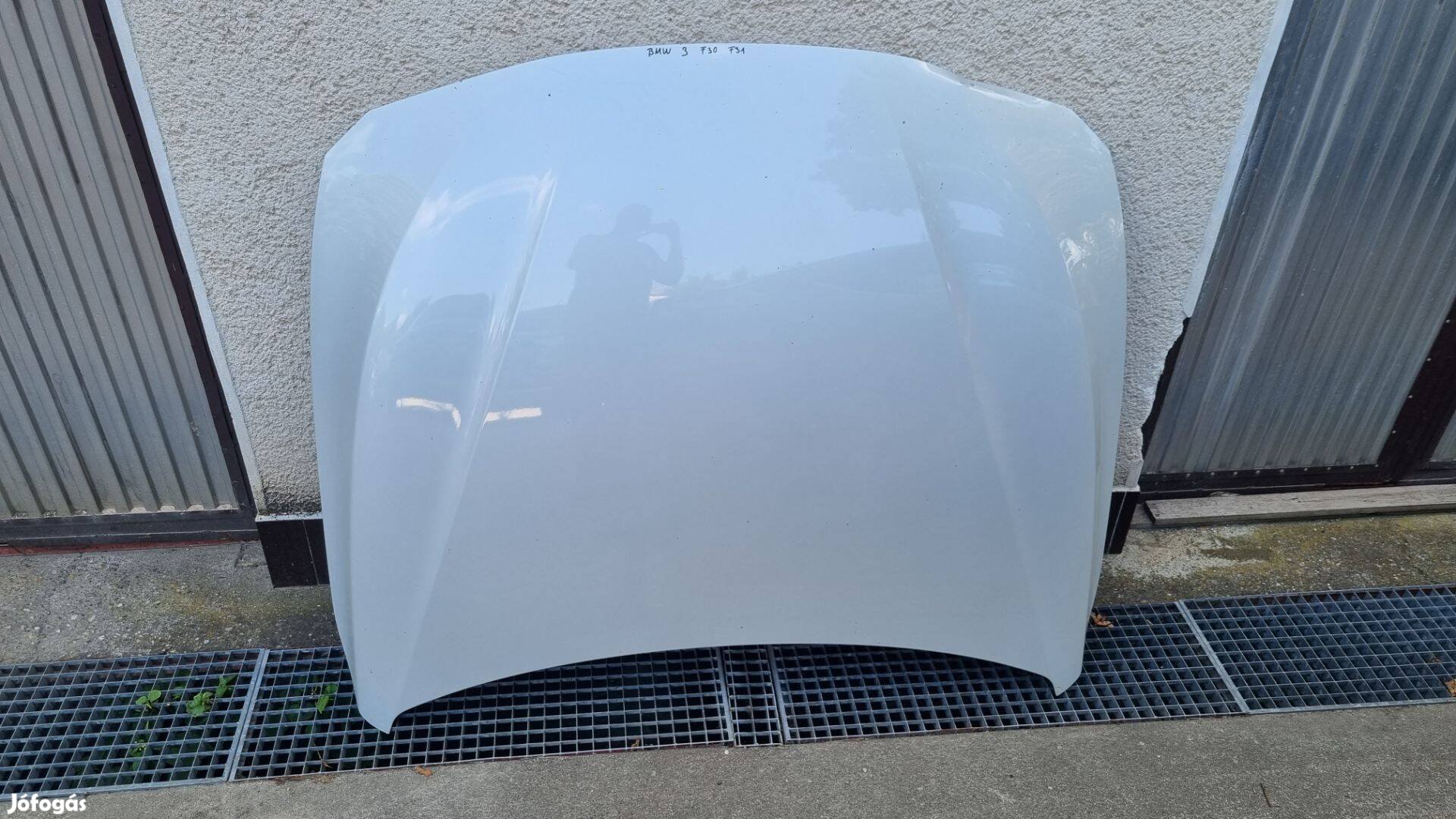 BMW 3 F30 F31 F32 F35 F36 Motorháztető géptető