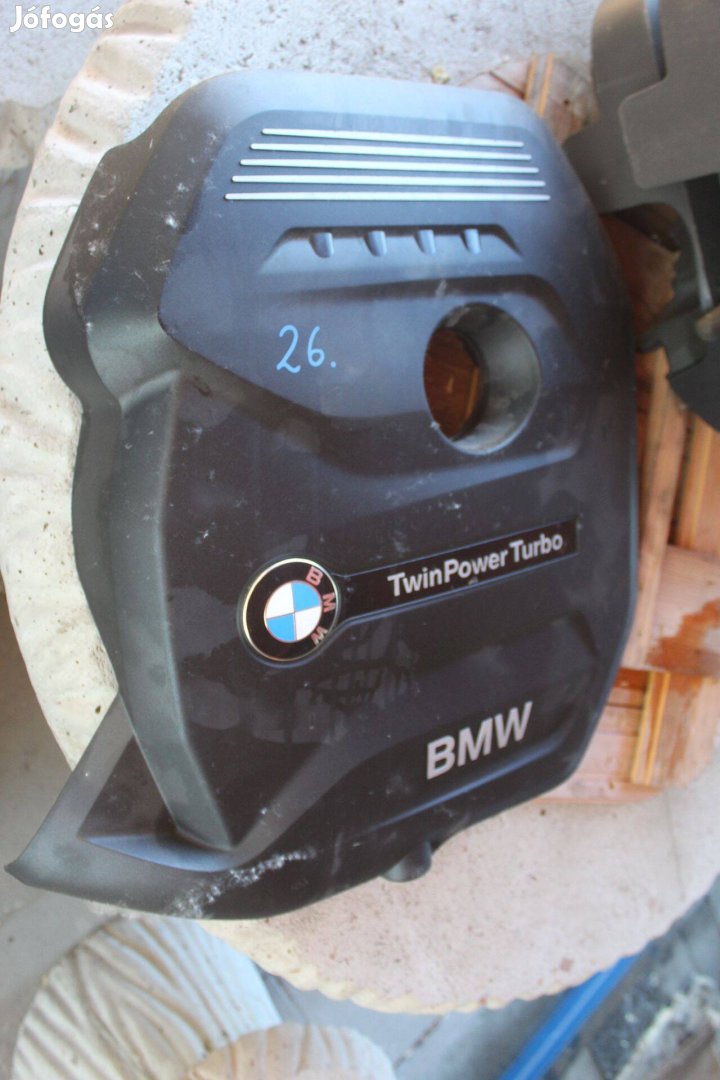 BMW 3 F30 Motorburkolat 8621822