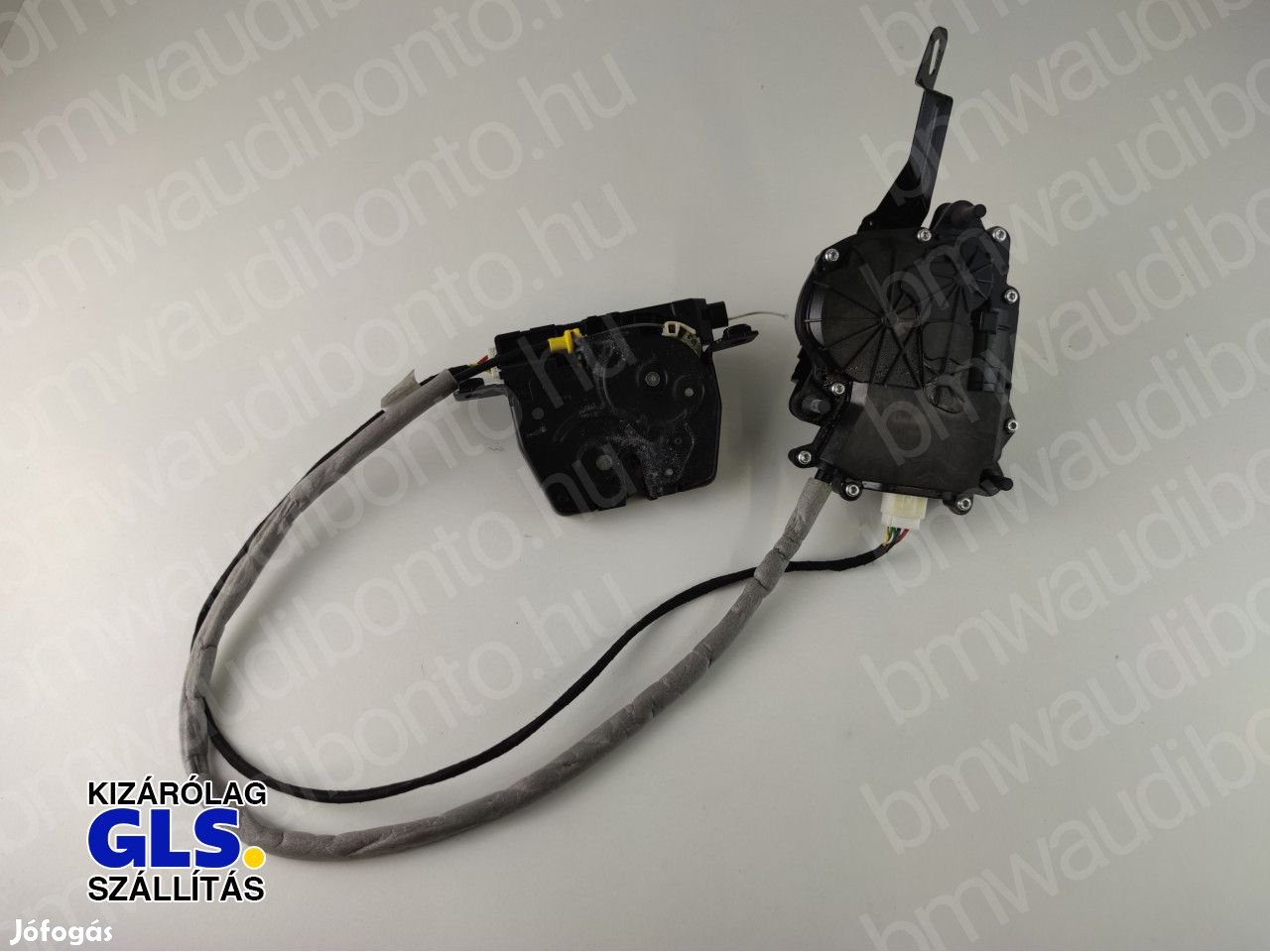 BMW 3 Touring (F31) Csomagtérajtó központi zár motor (4817123,