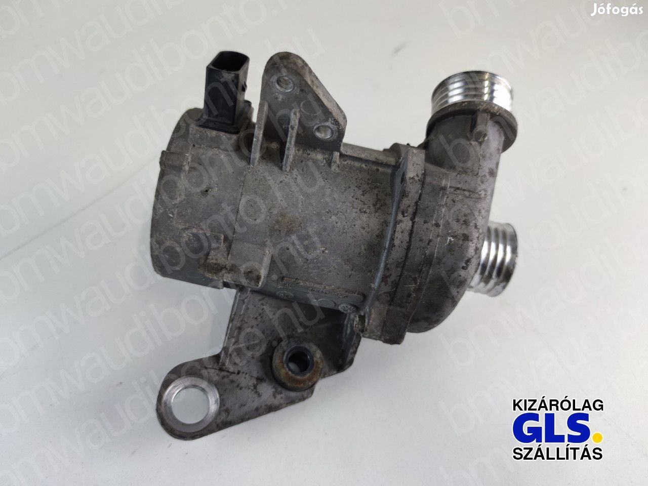 BMW 3 (E90) 316 i Vízpumpa (7586928, 11517586928, 11517586929)