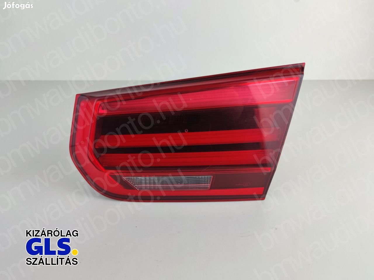 BMW 3 (F30, F80) Jobb belső hátsó lámpa (8736912)